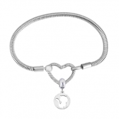 Stainless Steel Heart Charms Bracelet Women Luxury PDM040